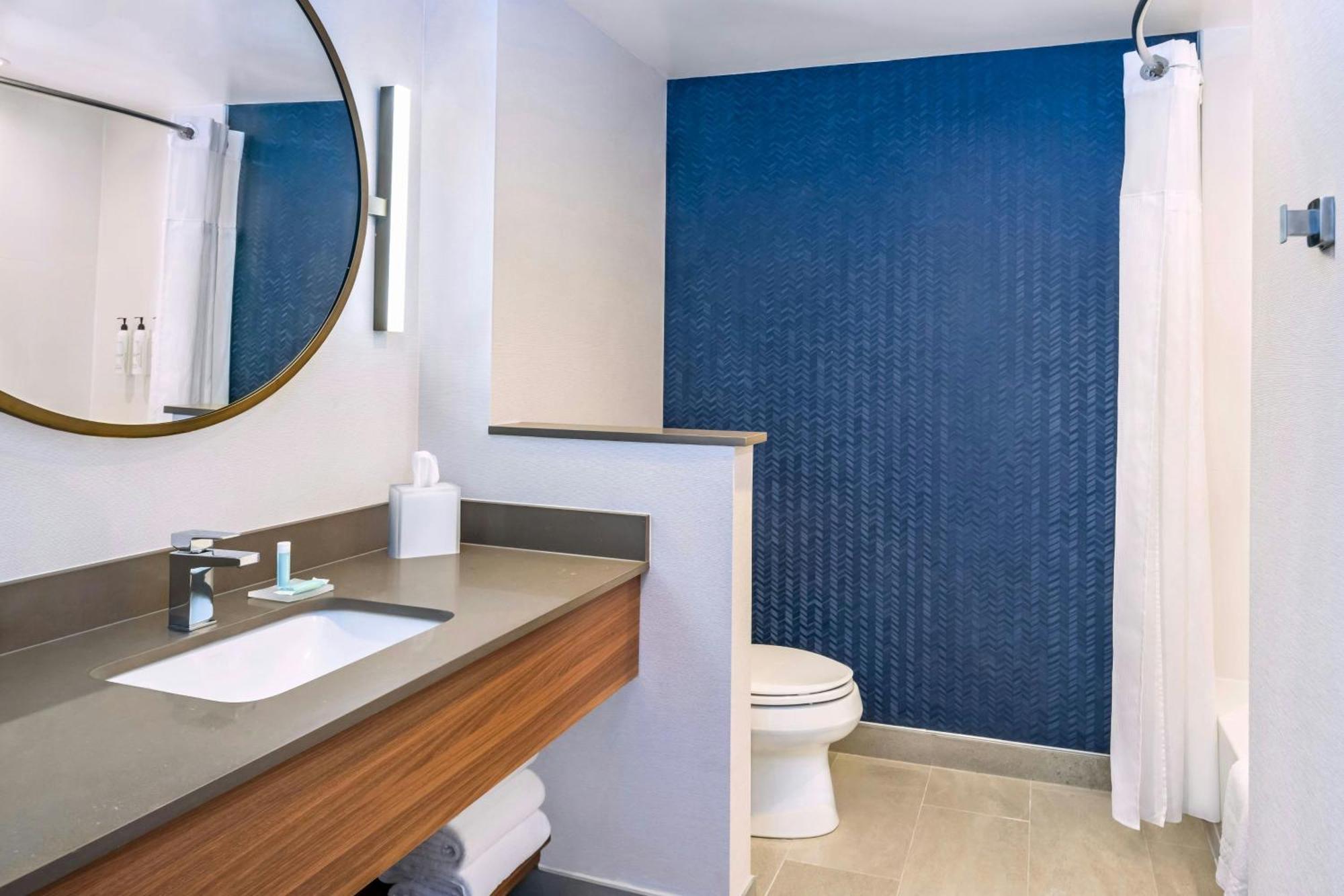 Fairfield By Marriott Inn & Suites Gravenhurst Muskoka Екстериор снимка